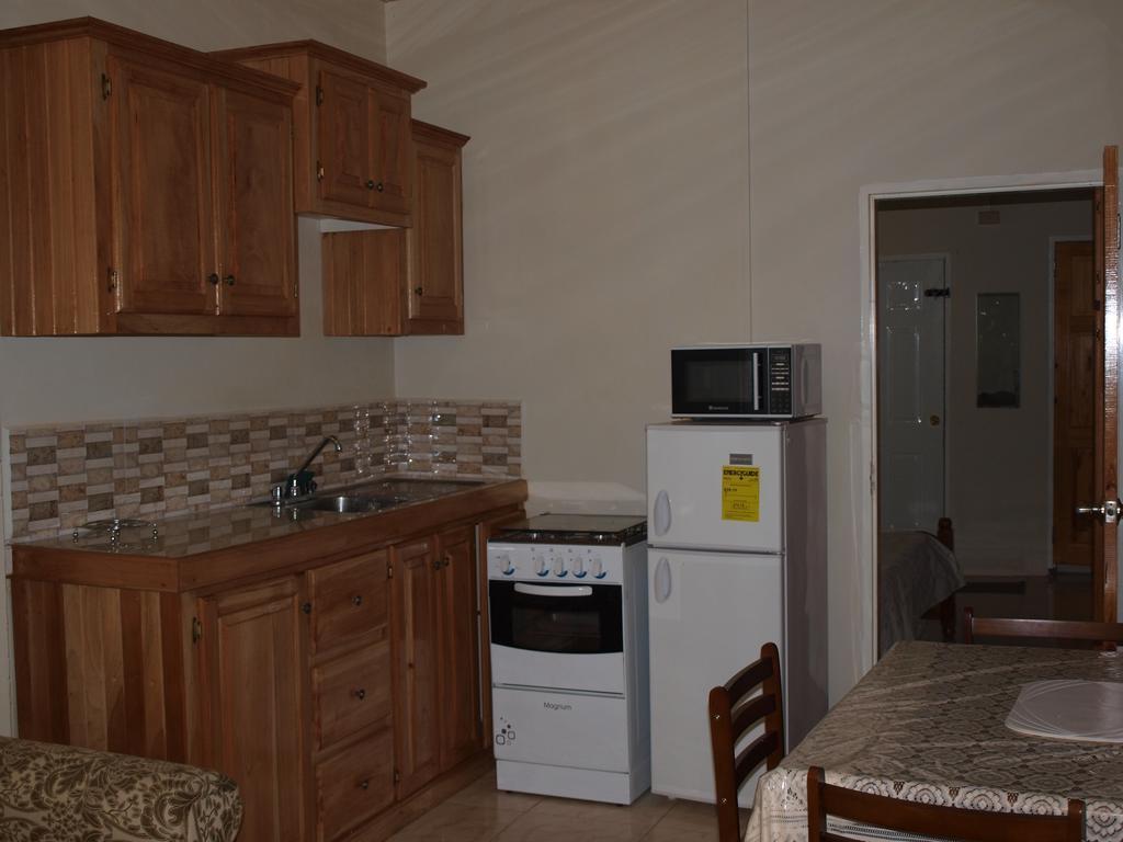 Memories Cottage&Apartments Buccoo Exteriör bild